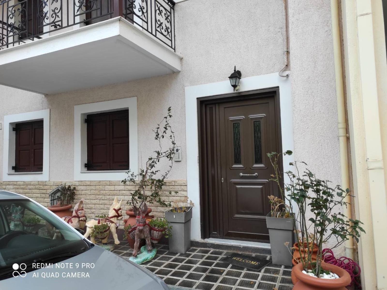 Apartamento Όμορφο Διαμερισμα Με Δυο Κρεβατοκάμαρες Delfos Exterior foto