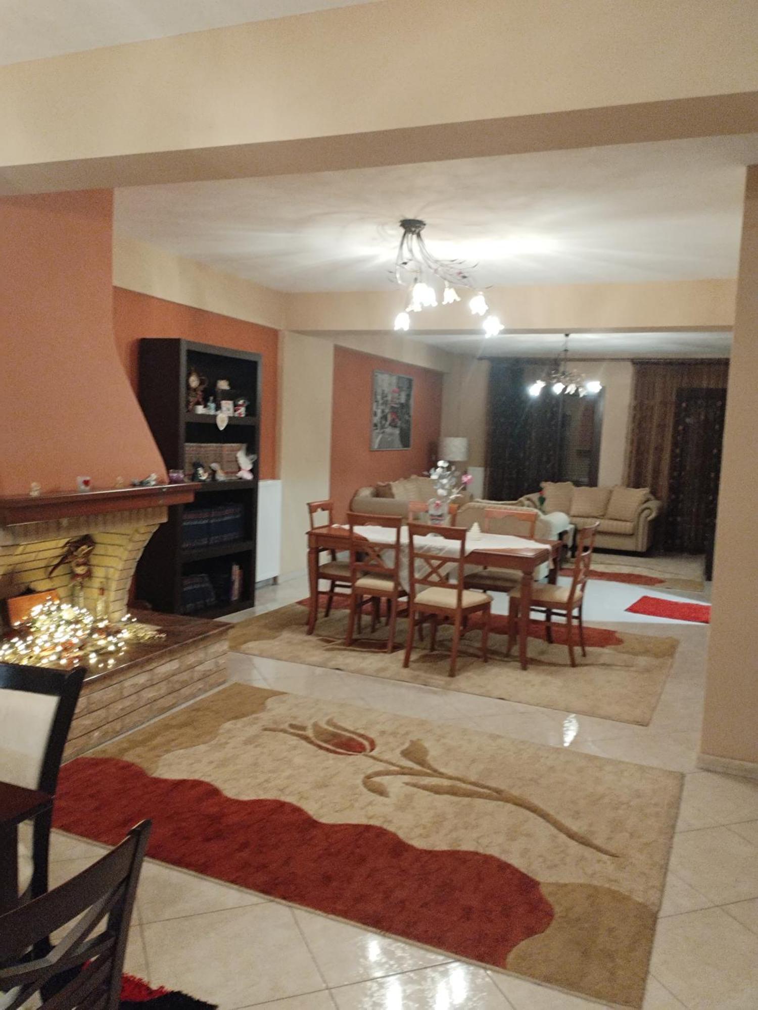 Apartamento Όμορφο Διαμερισμα Με Δυο Κρεβατοκάμαρες Delfos Exterior foto